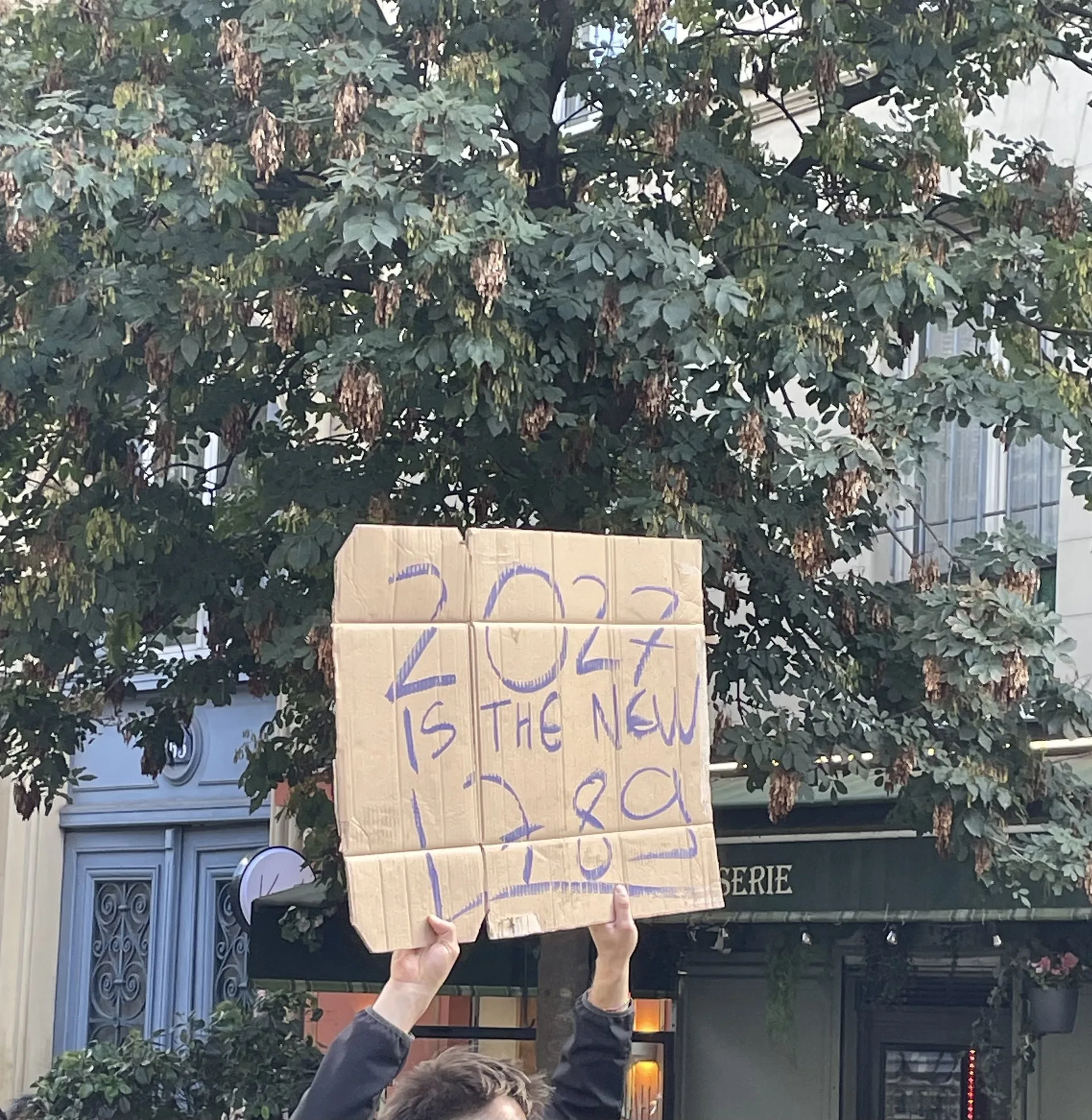 Image - Octobre 2026 : funérailles du macronisme